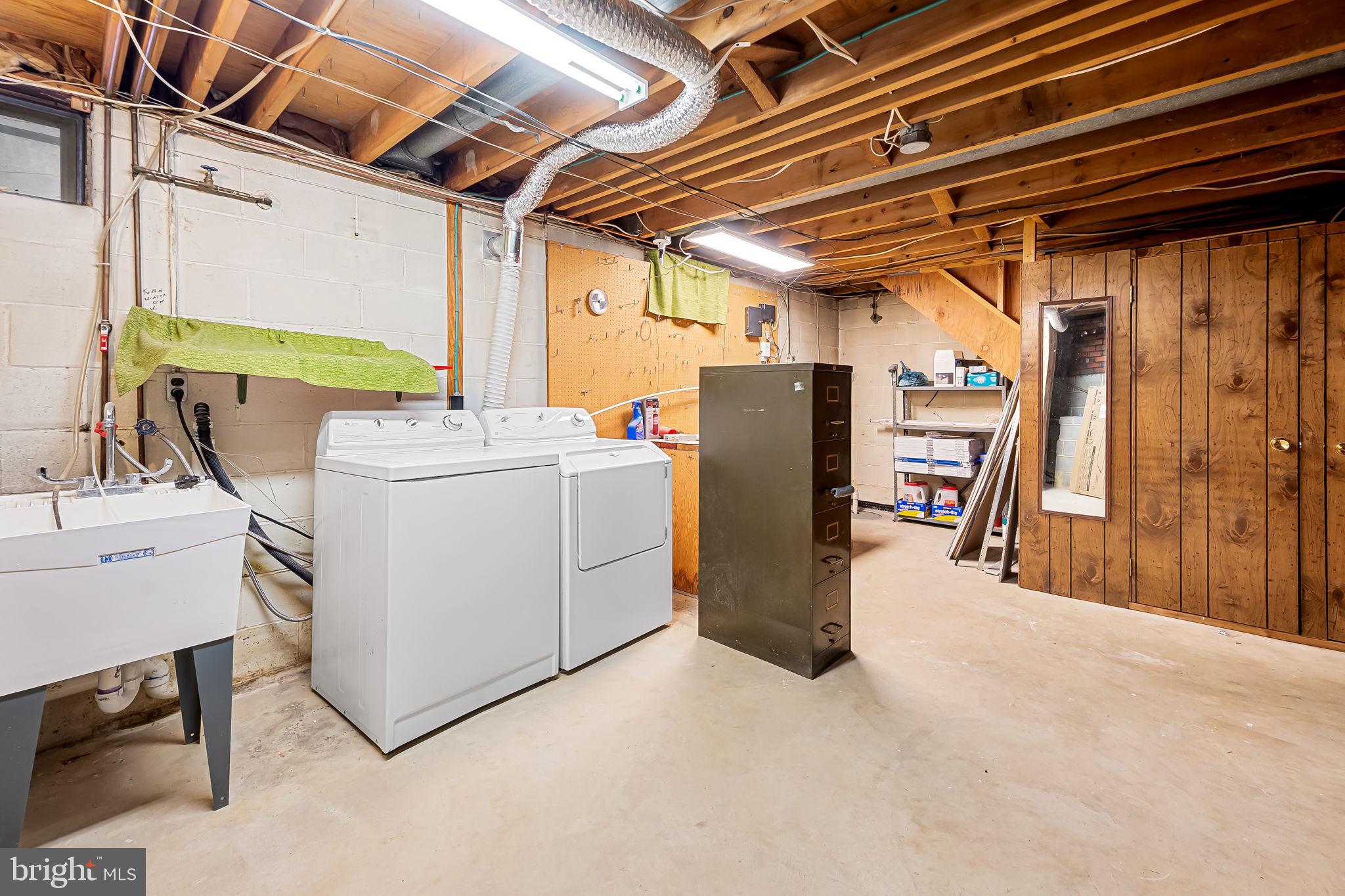 302 18th Avenue Baltimore, MD 21225 - Photo 28 of 36