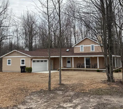 $499,900 | 6811 116th Avenue, Fennville, MI 49408