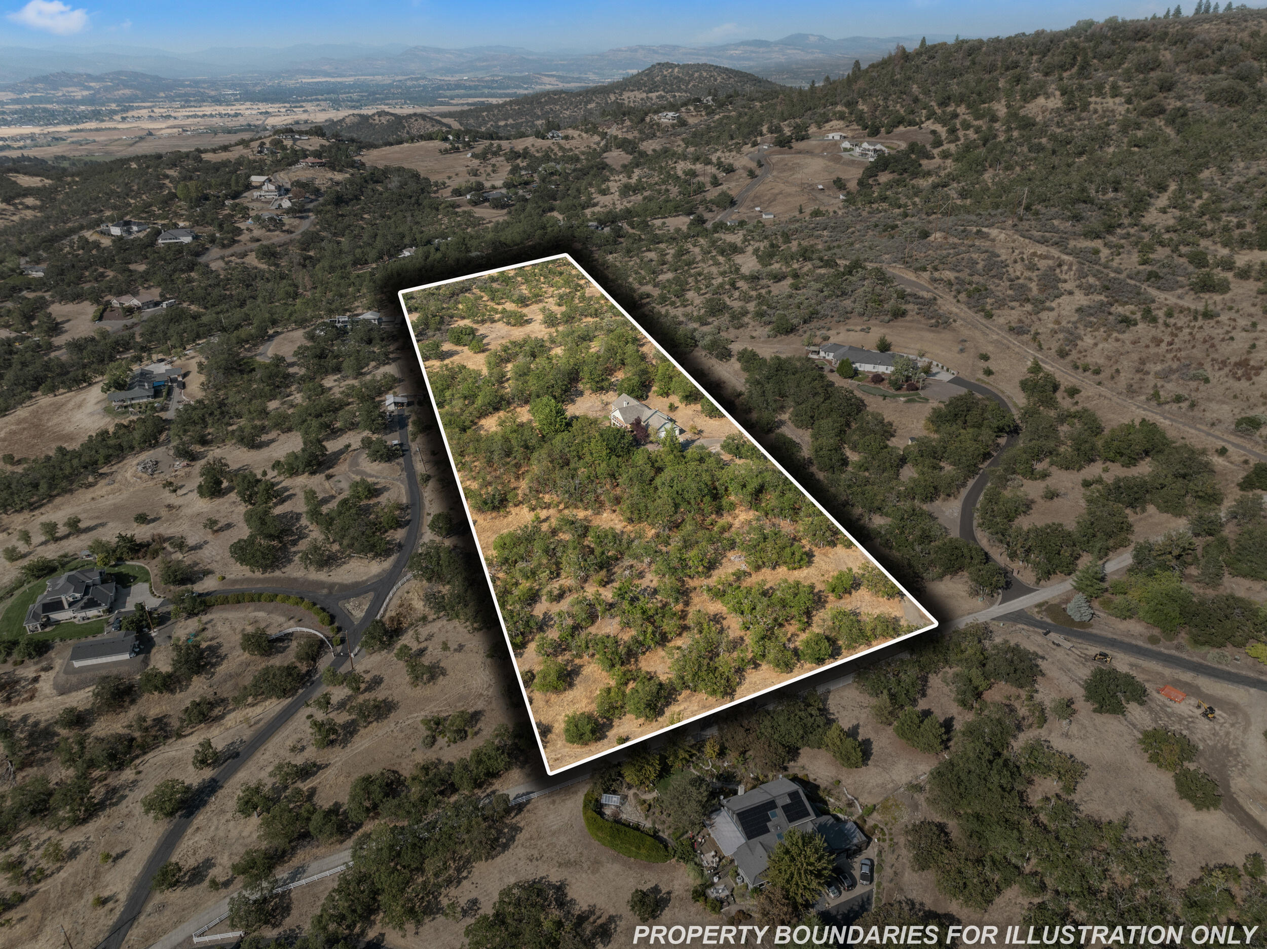 4047 North Roxy Drive Medford, OR 97504 - Photo 2 of 61 _4047-n-roxy - lotline 2