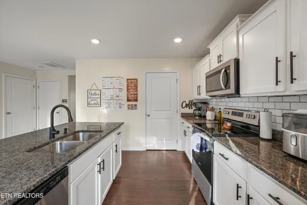$335,000 | 333 Aspen Drive, Jefferson City, TN 37760