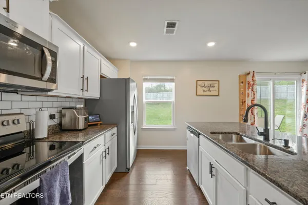 $335,000 | 333 Aspen Drive, Jefferson City, TN 37760