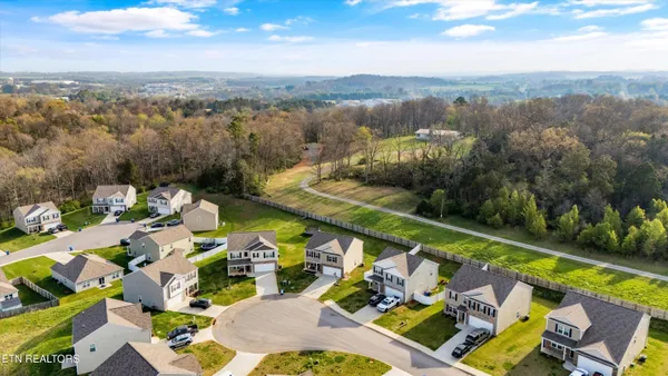 $335,000 | 333 Aspen Drive, Jefferson City, TN 37760