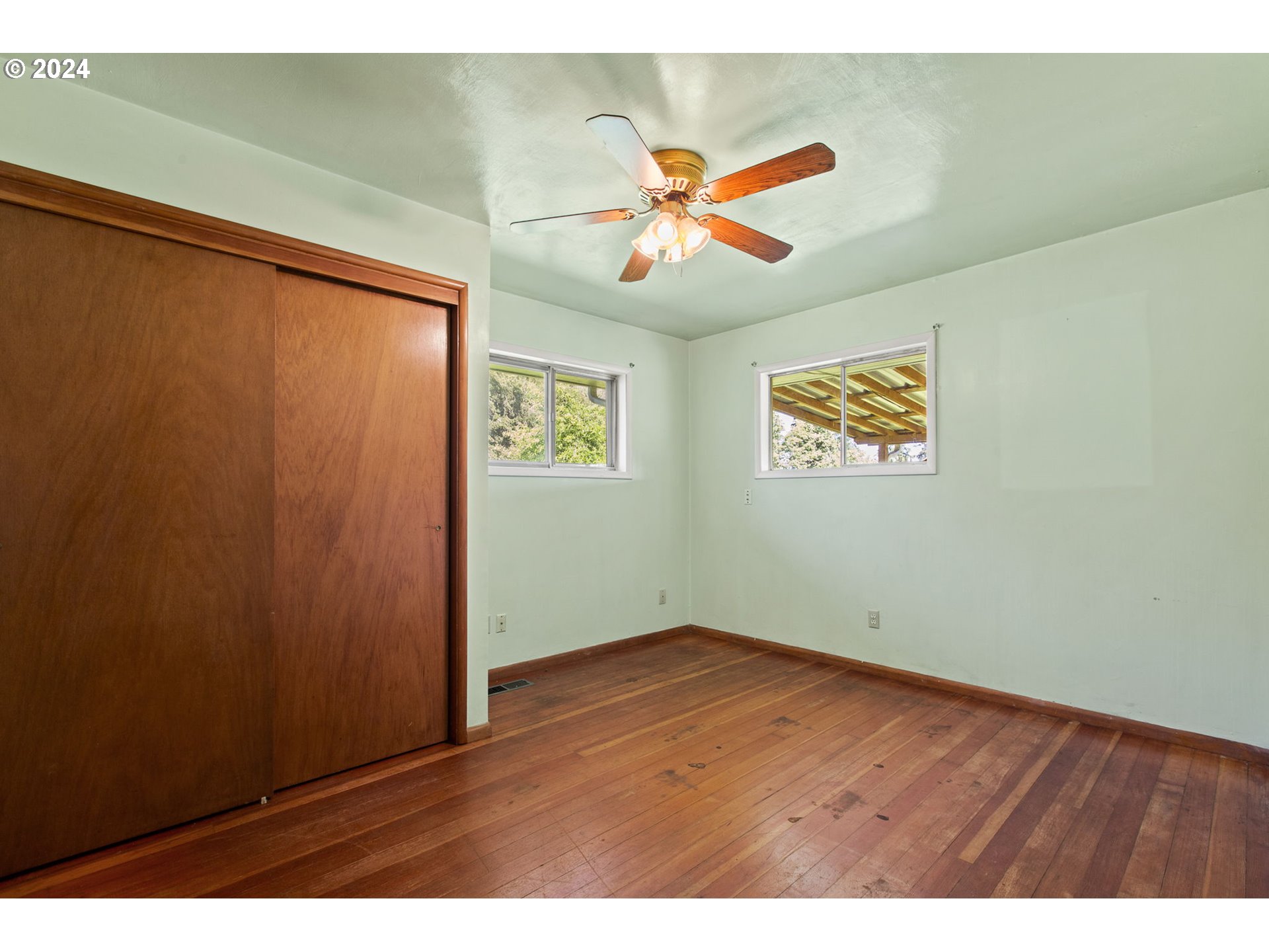 30806 South Oswalt Road Colton, OR 97017 - Photo 19 of 42 a view of an empty room