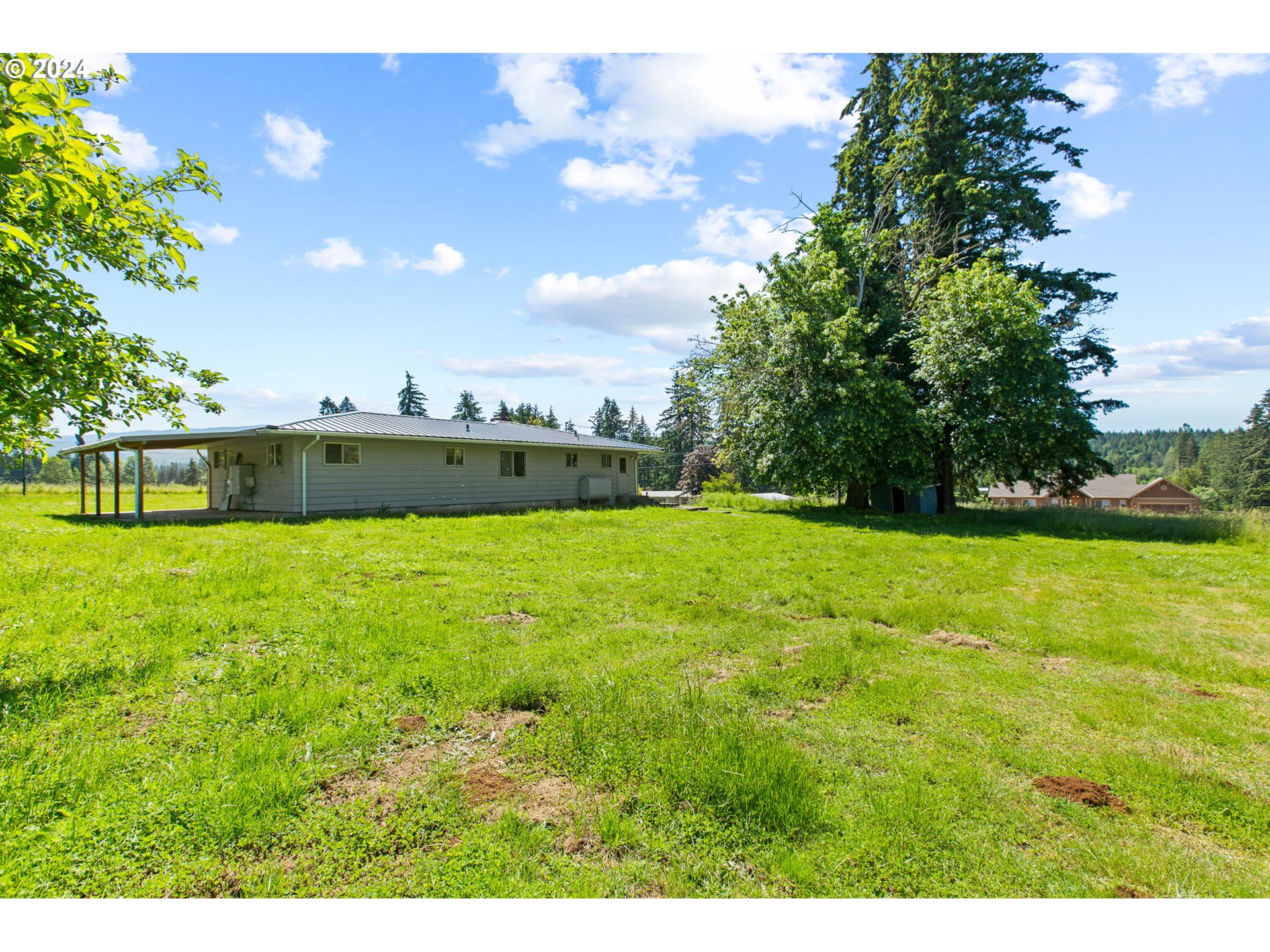 30806 South Oswalt Road Colton, OR 97017 - Photo 21 of 42 a view of an outdoor space and a yard