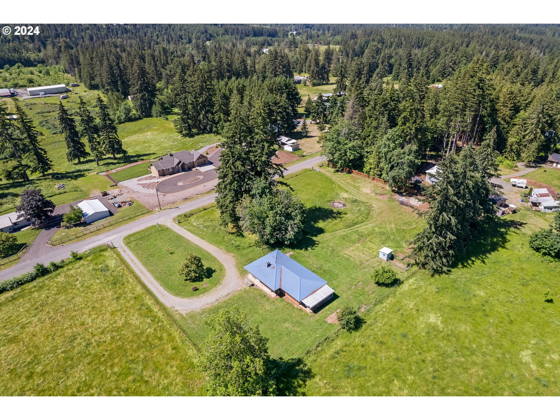 30806 South Oswalt Road Colton, OR 97017 - Photo 36 of 42 a view of yard with swimming pool