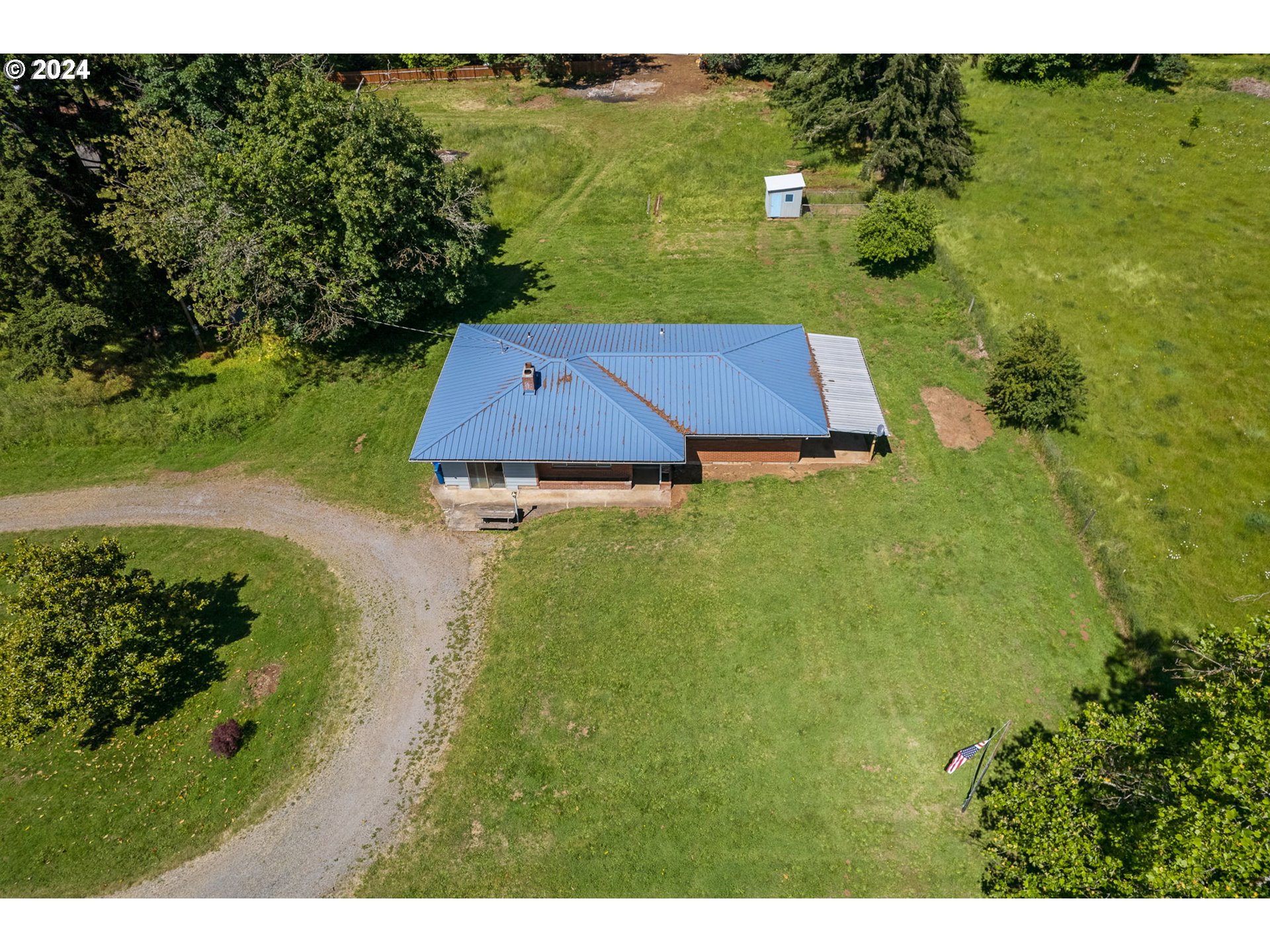 30806 South Oswalt Road Colton, OR 97017 - Photo 39 of 42 view of a yard with an outdoor space