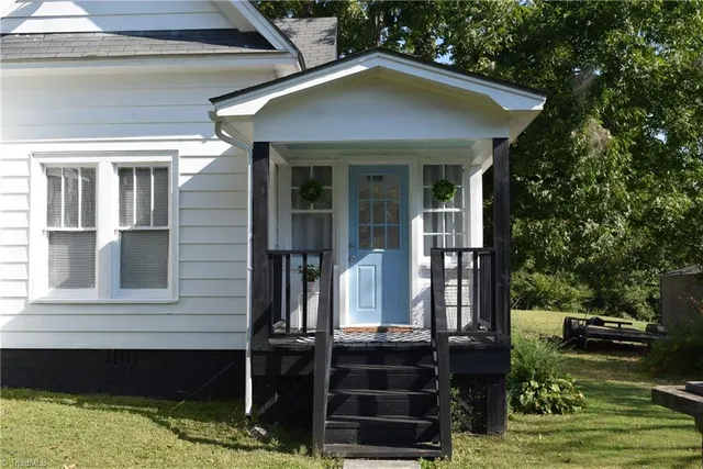 $220,000 | 507 Columbia Avenue, Ramseur, NC 27316