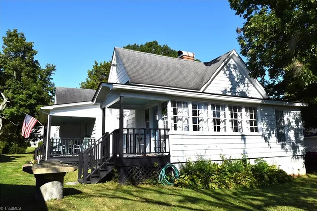 $220,000 | 507 Columbia Avenue, Ramseur, NC 27316