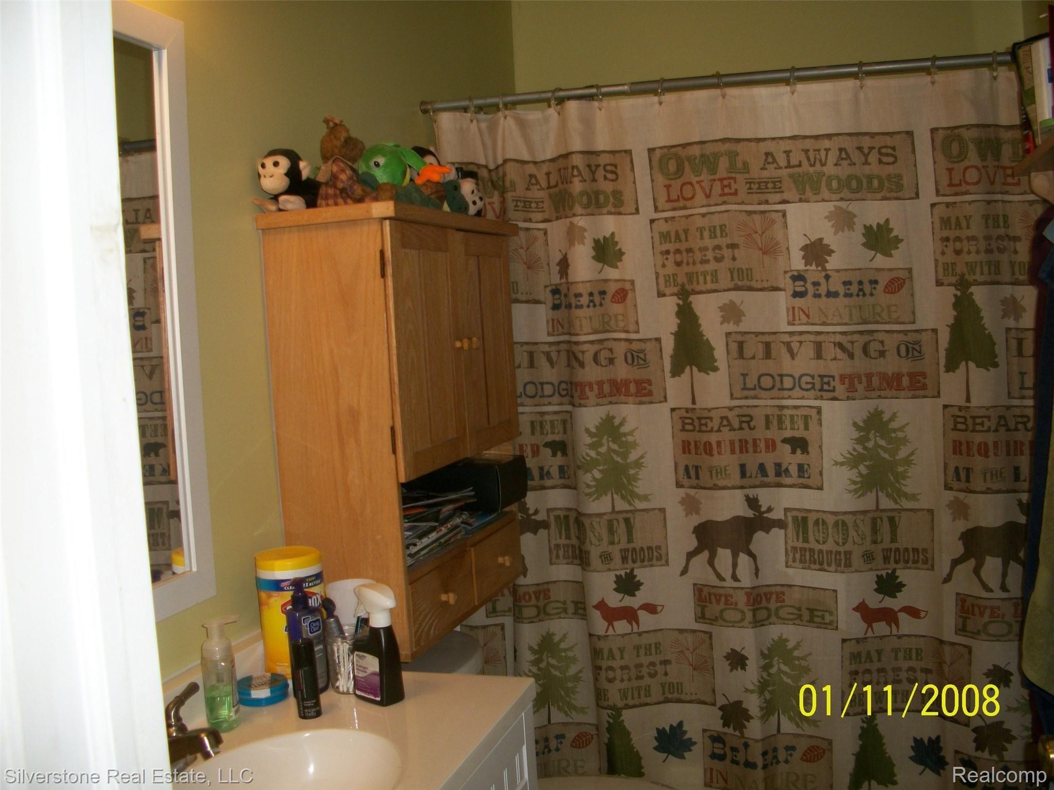 47530 Greenview Road Utica, MI 48317 - Photo 8 of 12 100_2685.JPG