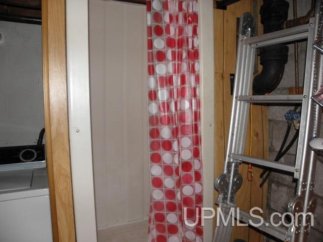 155 Daisy Street Ishpeming, MI 49849 - Photo 11 of 12 Gallery Image 11