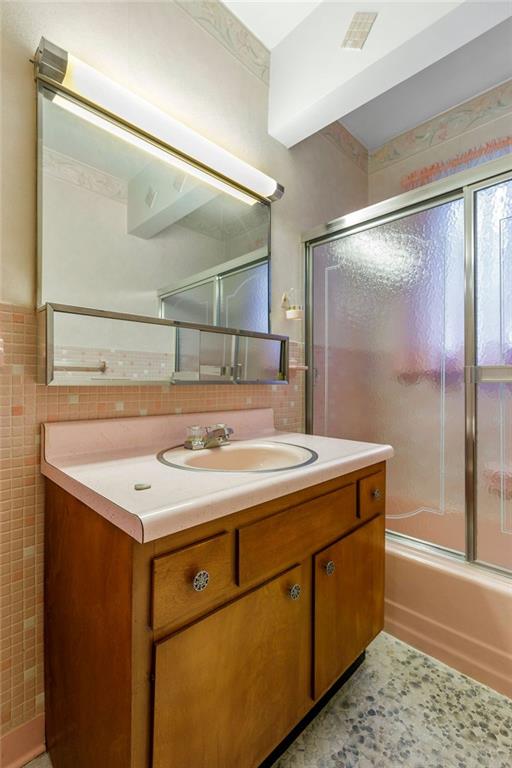 370 Barclay Hill Road Beaver, PA 15009 - Photo 17 of 22 Gallery Image 17