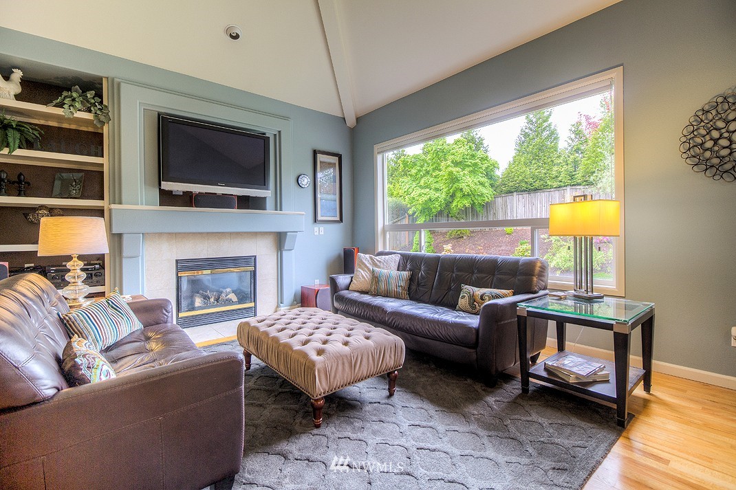 3903 207th Place Southeast Bothell, WA 98021 - Photo 6 of 25
