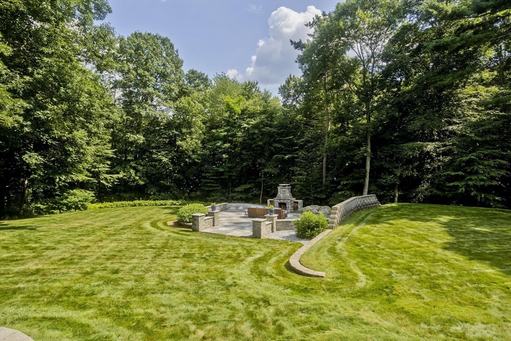 338 Bennett Road Hampden, MA 01036 - Photo 36 of 42 Gallery Image 36