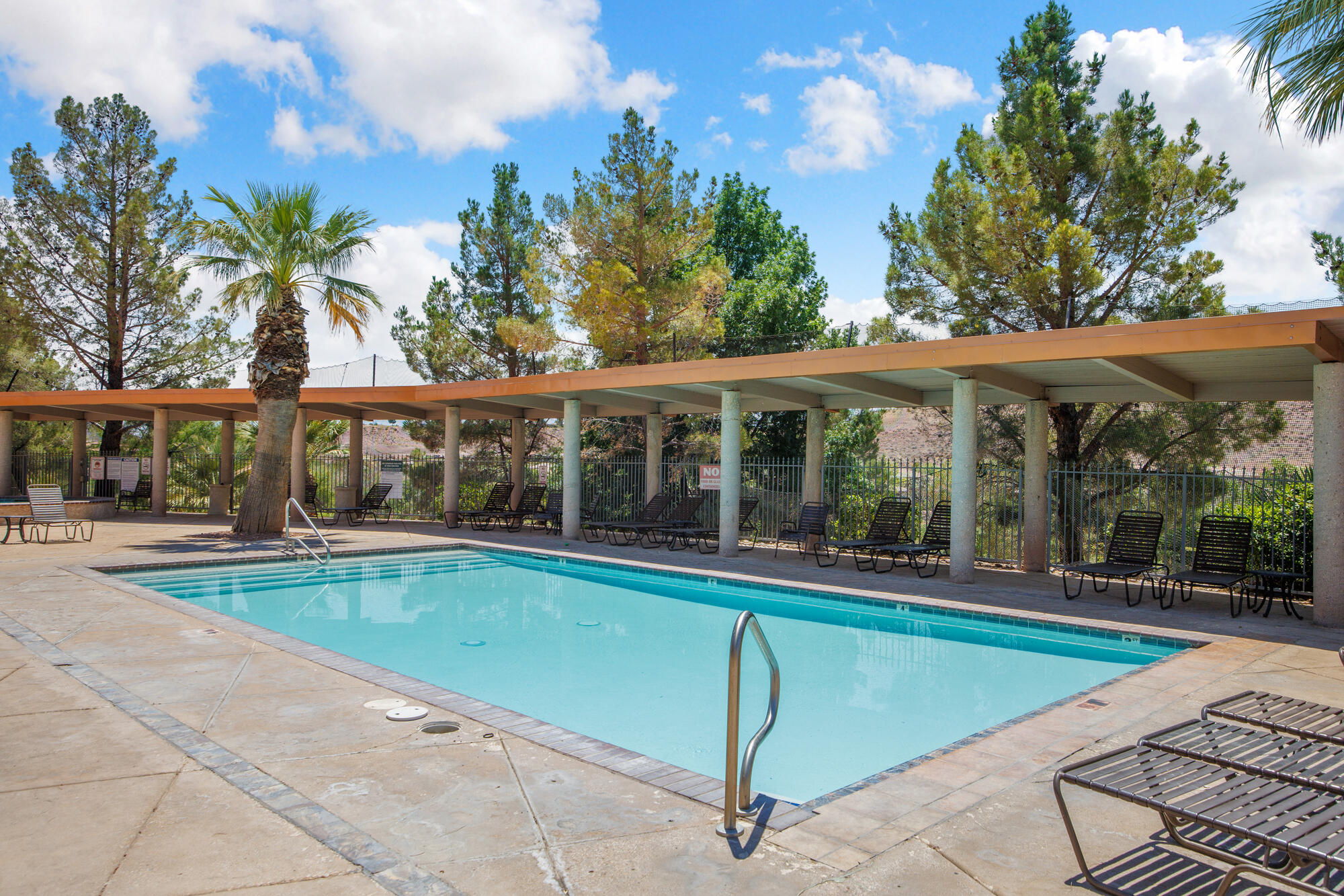 2581 West Desert Springs Road St. George, UT 84770 - Photo 40 of 45 Pool