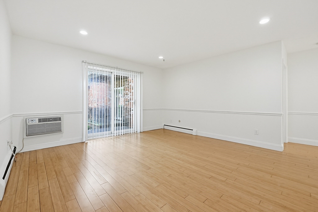 21 Westgate Road, Unit 4 Boston, MA 02467 - Photo 10 of 34