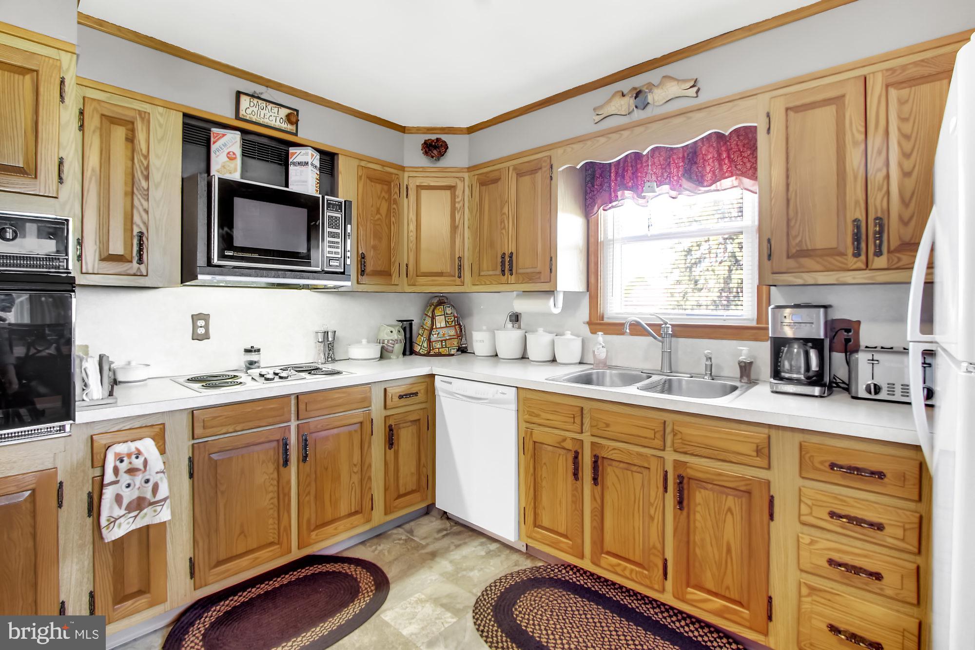 3401 Sycamore Road Dover, PA 17315 - Photo 8 of 29 Gallery Image 8