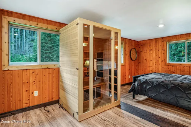 $970,000 | 430 North Nordman Road, Nordman, ID 83848