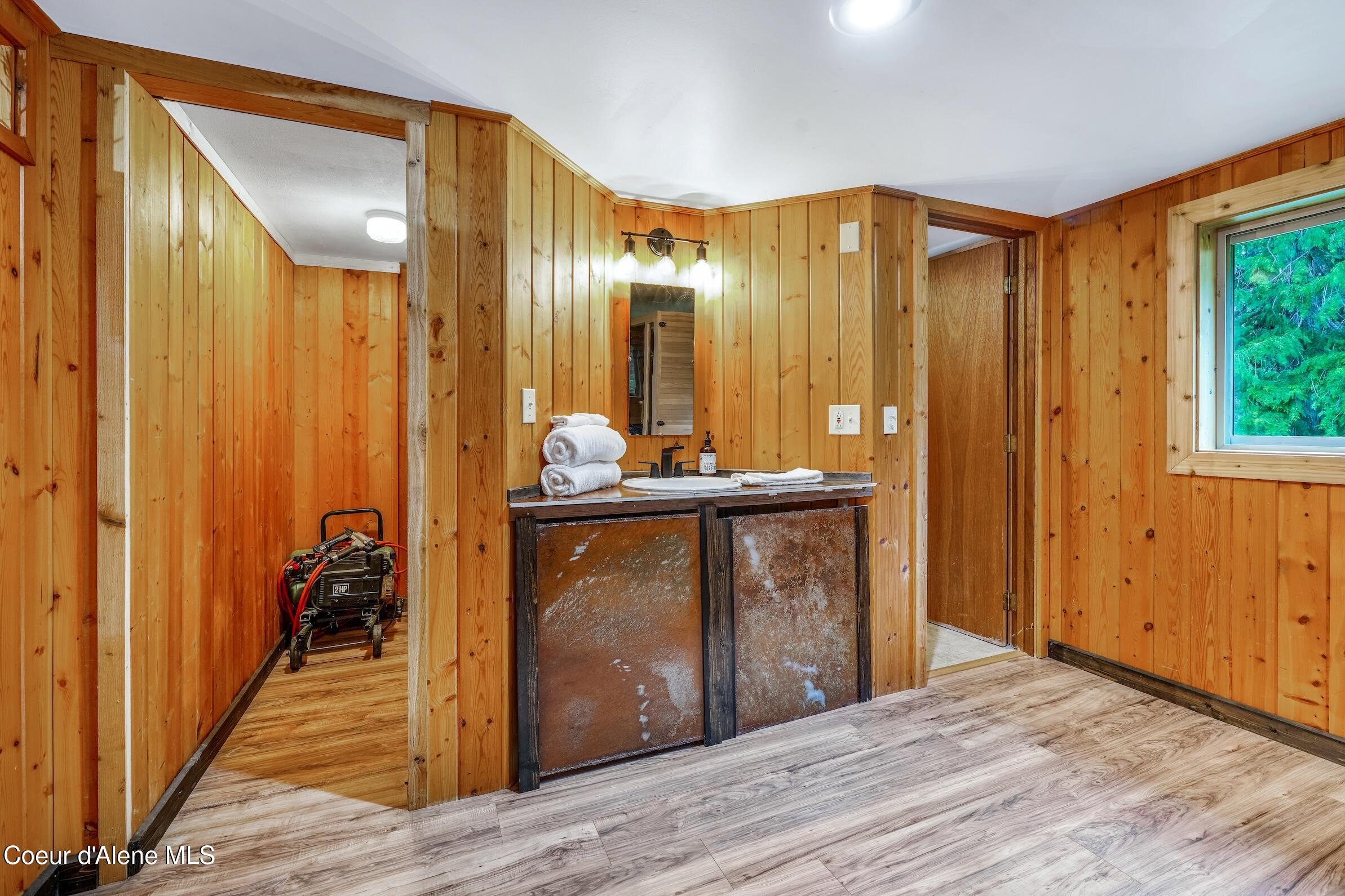 430 North Nordman Road Nordman, ID 83848 - Photo 14 of 82 DSC06893