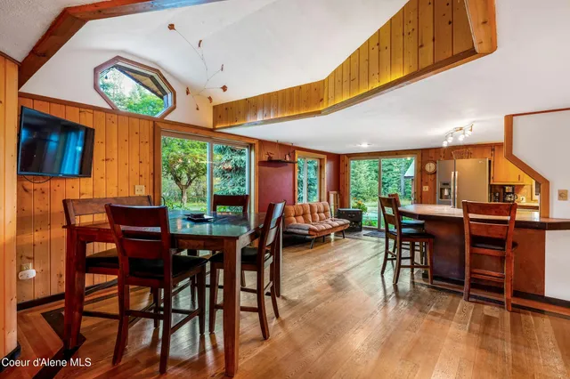 $970,000 | 430 North Nordman Road, Nordman, ID 83848