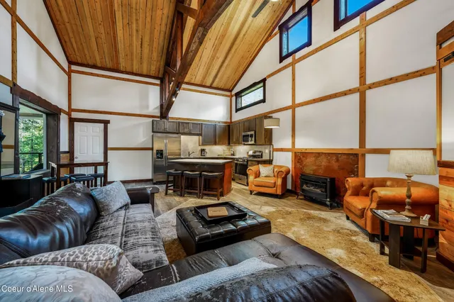 $970,000 | 430 North Nordman Road, Nordman, ID 83848