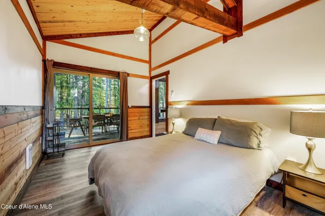 $970,000 | 430 North Nordman Road, Nordman, ID 83848