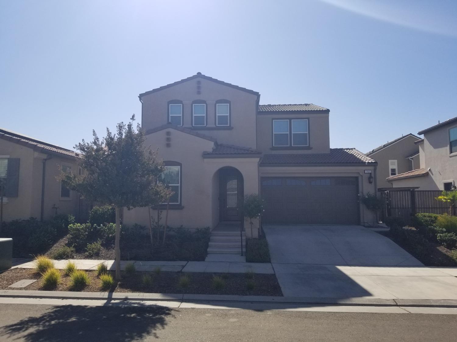 762 Ridgebank Avenue Madera, CA 93636 - Photo 1 of 38 Gallery Image 1