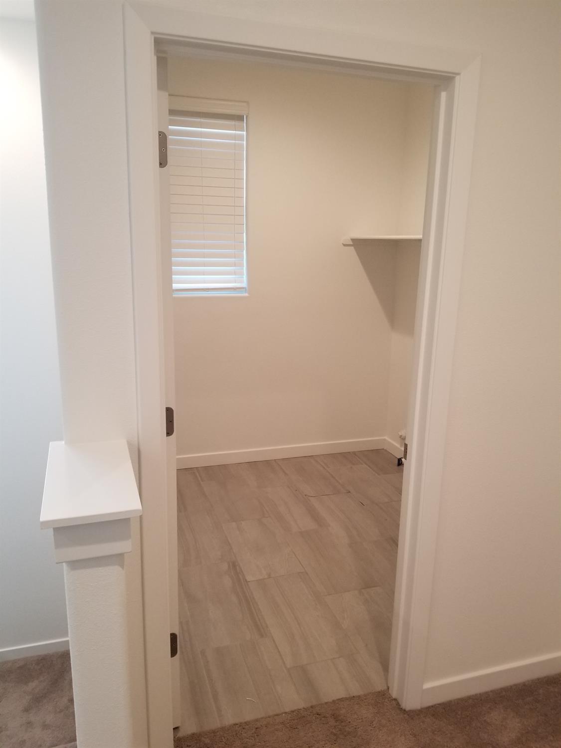 762 Ridgebank Avenue Madera, CA 93636 - Photo 14 of 38 Gallery Image 14