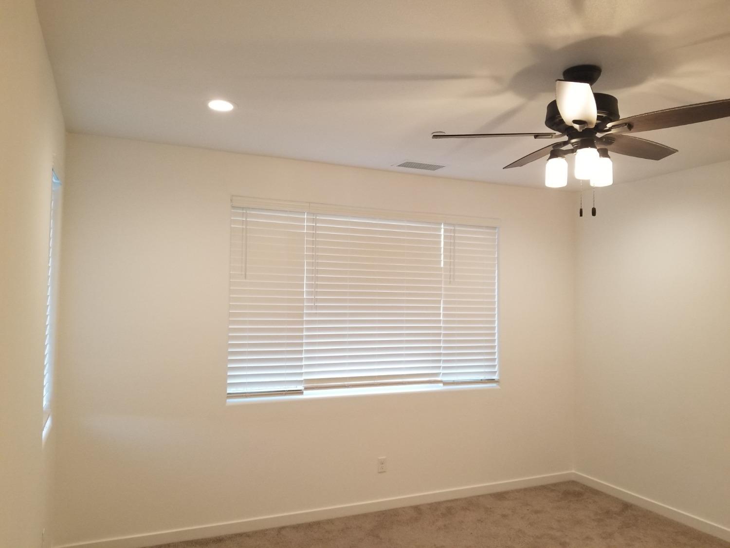 762 Ridgebank Avenue Madera, CA 93636 - Photo 17 of 38 Gallery Image 17