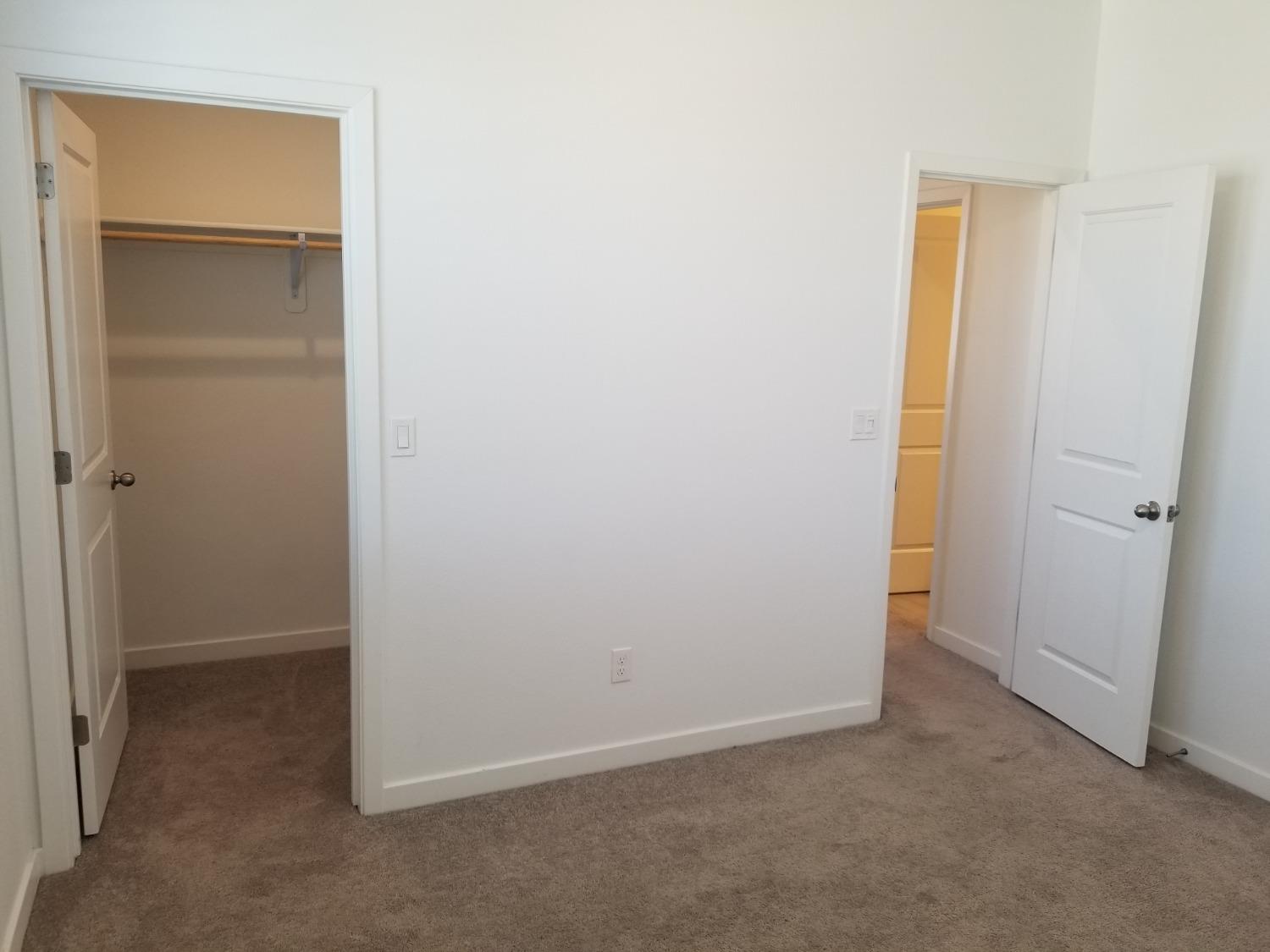 762 Ridgebank Avenue Madera, CA 93636 - Photo 19 of 38 Gallery Image 19