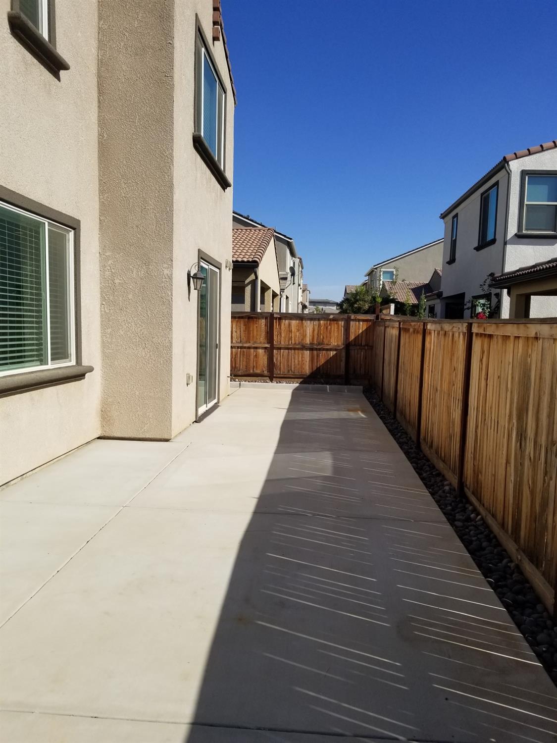 762 Ridgebank Avenue Madera, CA 93636 - Photo 34 of 38 Gallery Image 34