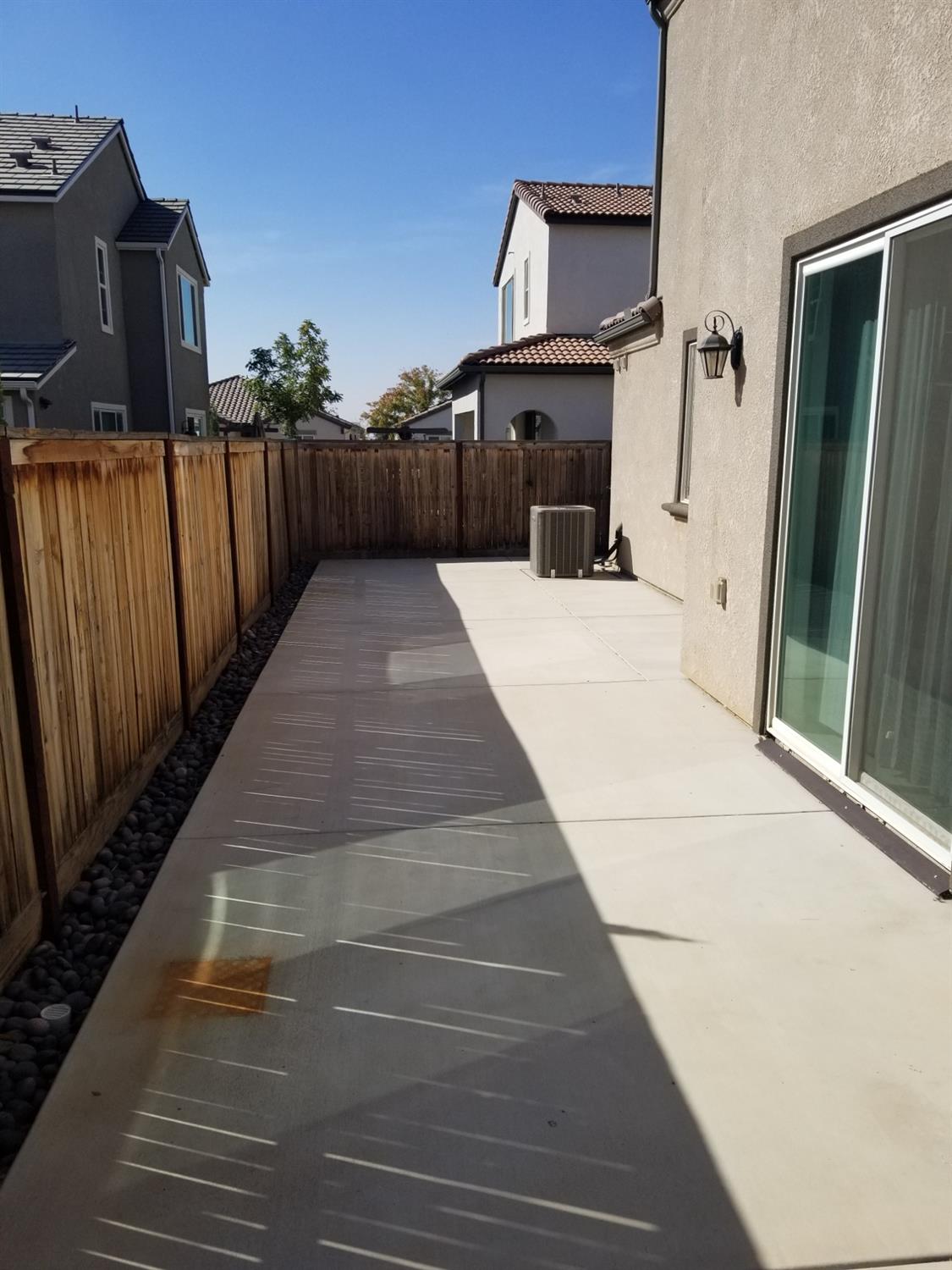 762 Ridgebank Avenue Madera, CA 93636 - Photo 35 of 38 Gallery Image 35