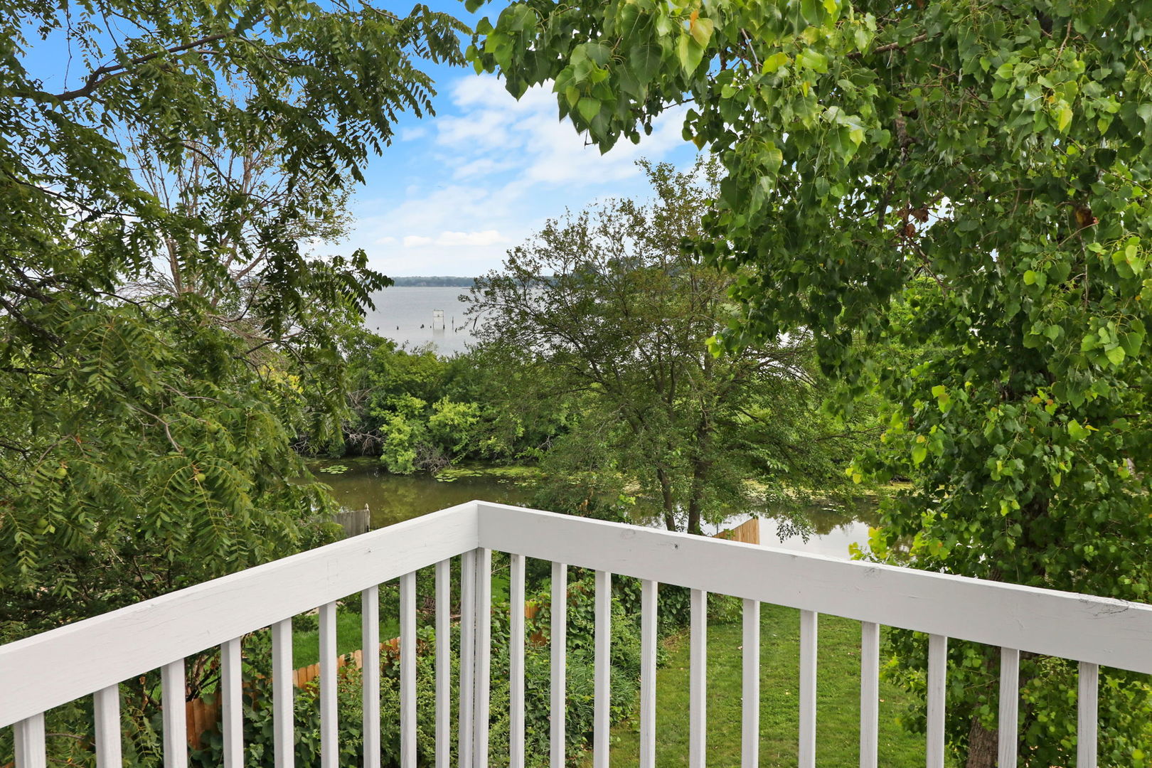 39 Rushmore Road Fox Lake, IL 60020 - Photo 19 of 38 a view of balcony with yard