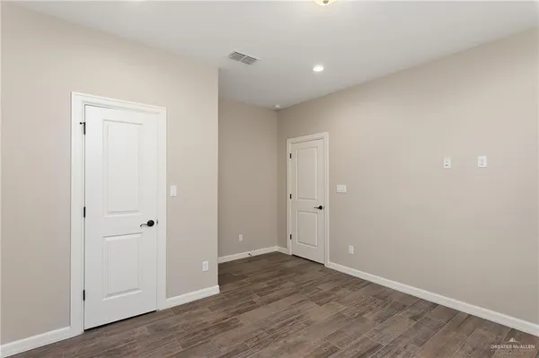 $3,000 | 4400 Caddo Lane, McAllen, TX 78504