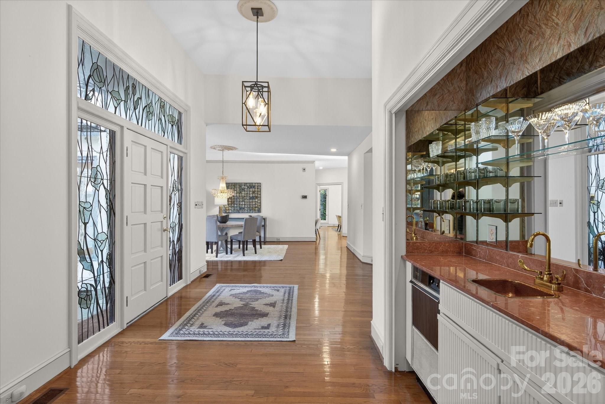 4310 Canoebrook Road Charlotte, NC 28210 - Photo 4 of 48 Gallery Image 4