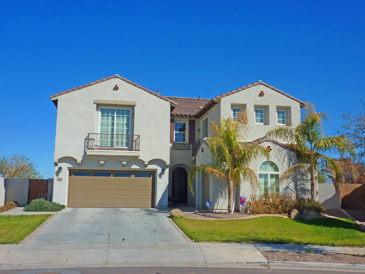 4564 East Bonanza Road Gilbert, AZ 85297 - Photo 1 of 36 Front of home
