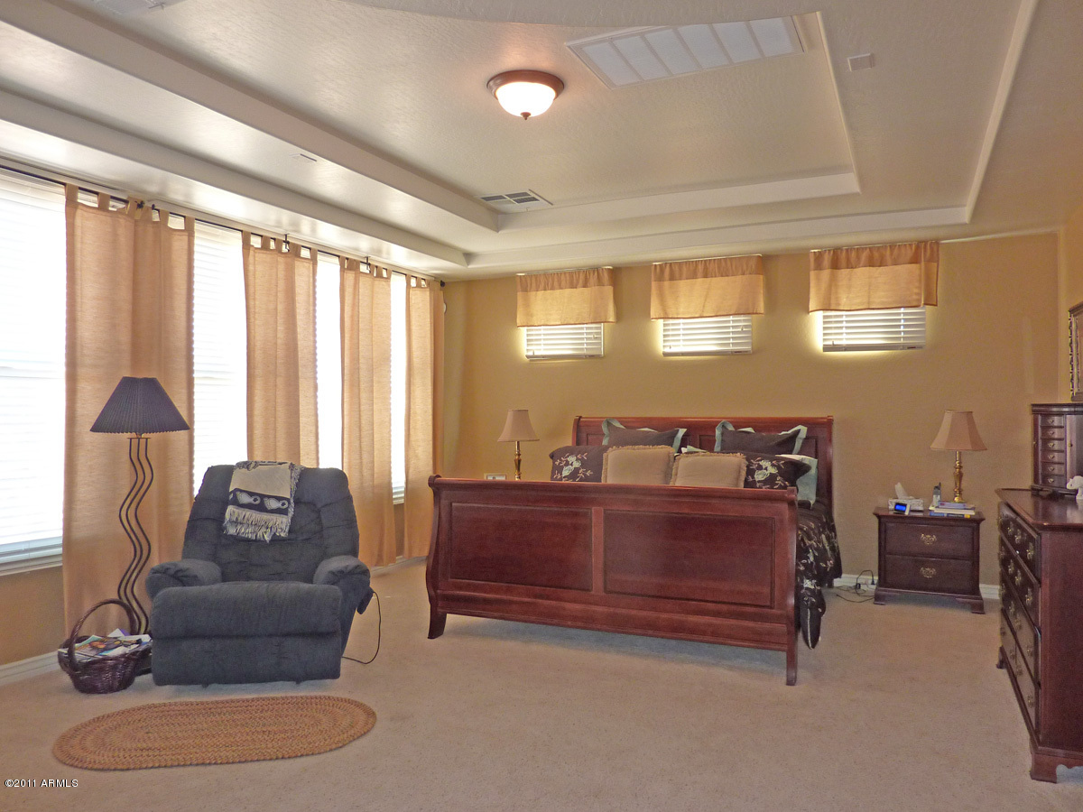 4564 East Bonanza Road Gilbert, AZ 85297 - Photo 12 of 36 Master Bedroom