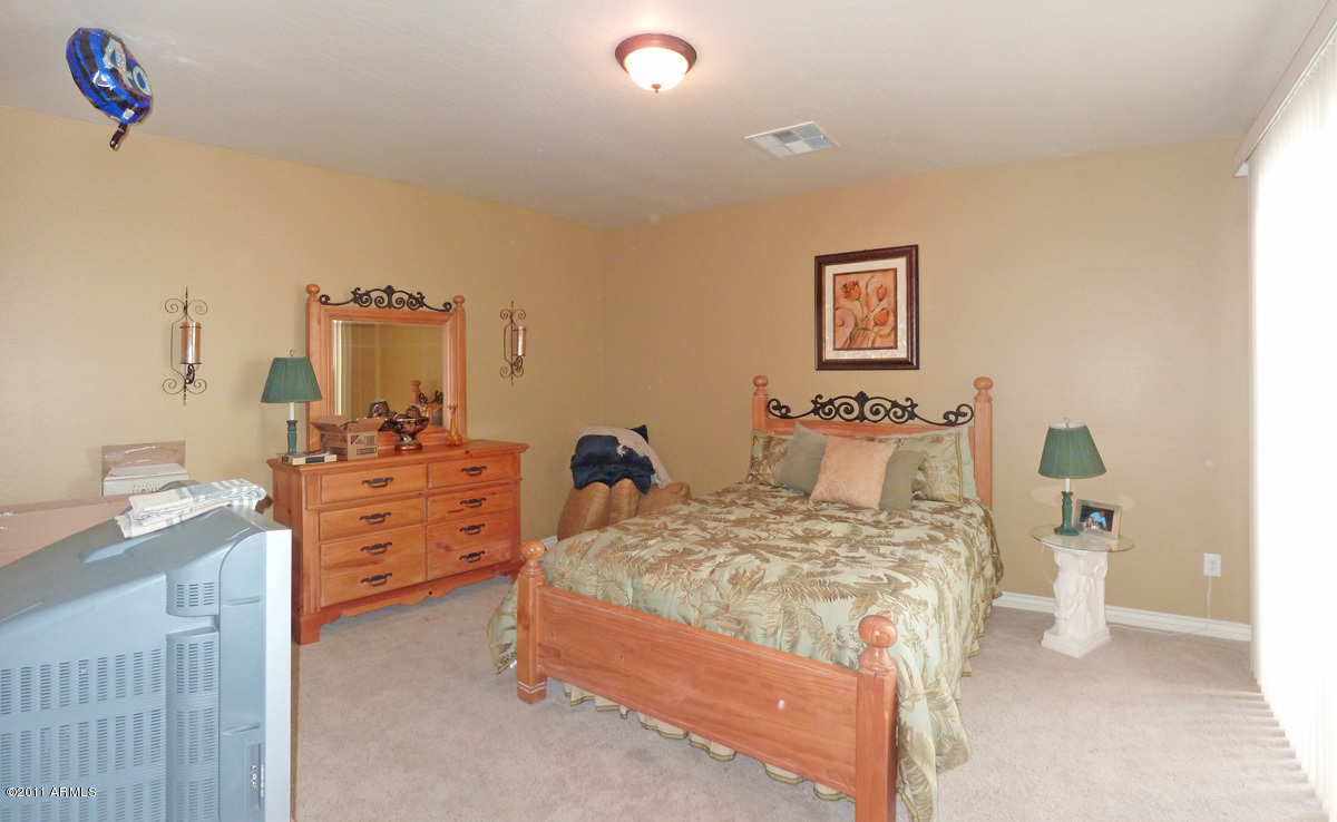 4564 East Bonanza Road Gilbert, AZ 85297 - Photo 21 of 36 Bedroom 4