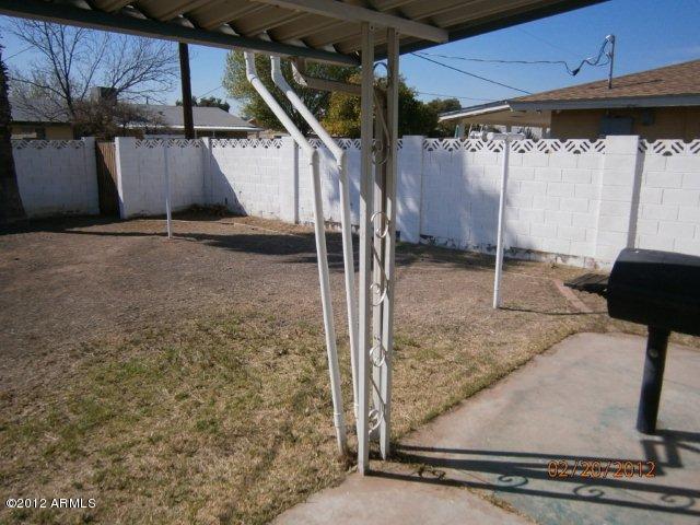 3101 West Redfield Road Phoenix, AZ 85053 - Photo 7 of 13 BLOCK FENCING