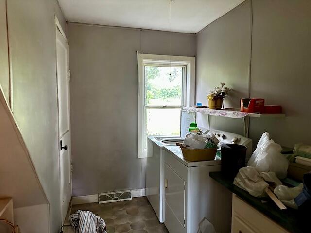 7727 East Loop Road Hesperia, MI 49421 - Photo 12 of 25 7727ELoop-LndryRm