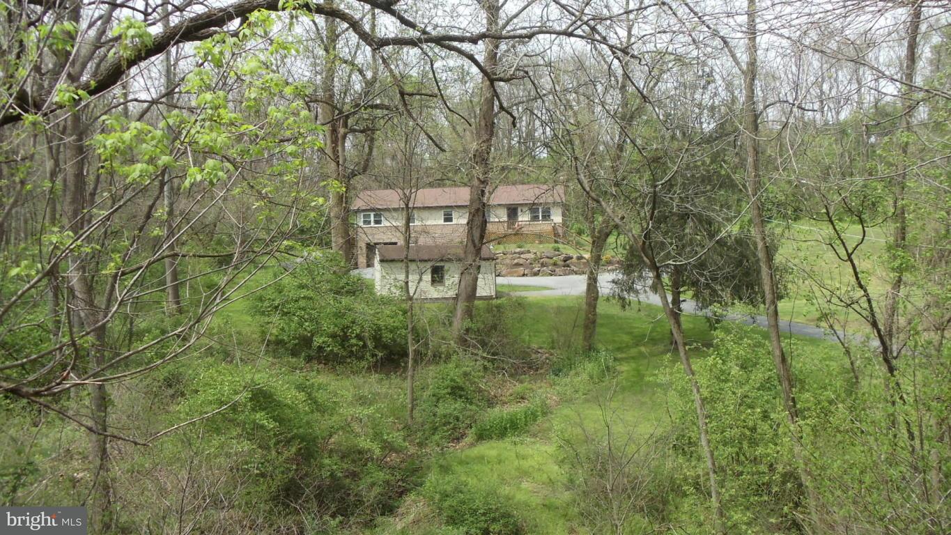 1330 Dridge Hill Road Lititz, PA 17543 - Photo 3 of 63