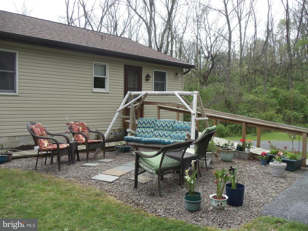 1330 Dridge Hill Road Lititz, PA 17543 - Photo 22 of 63