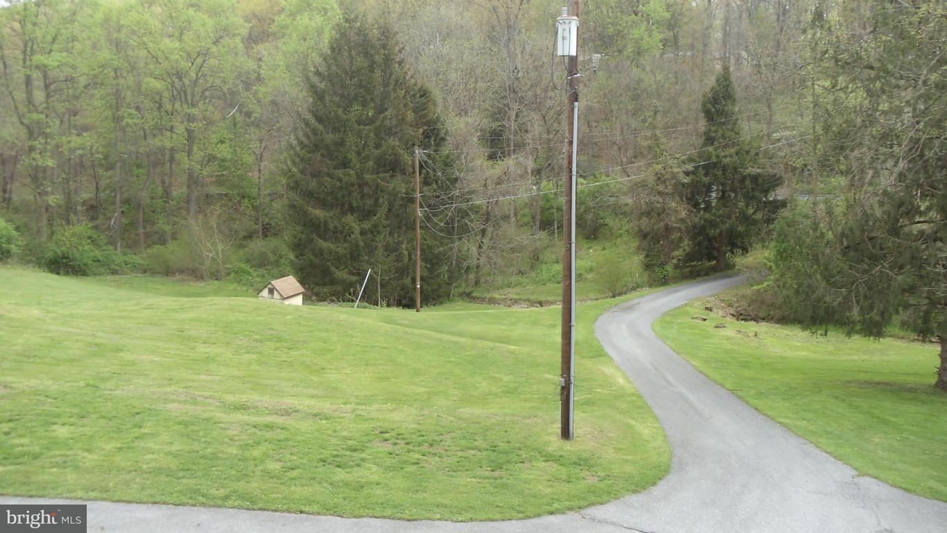 1330 Dridge Hill Road Lititz, PA 17543 - Photo 26 of 63