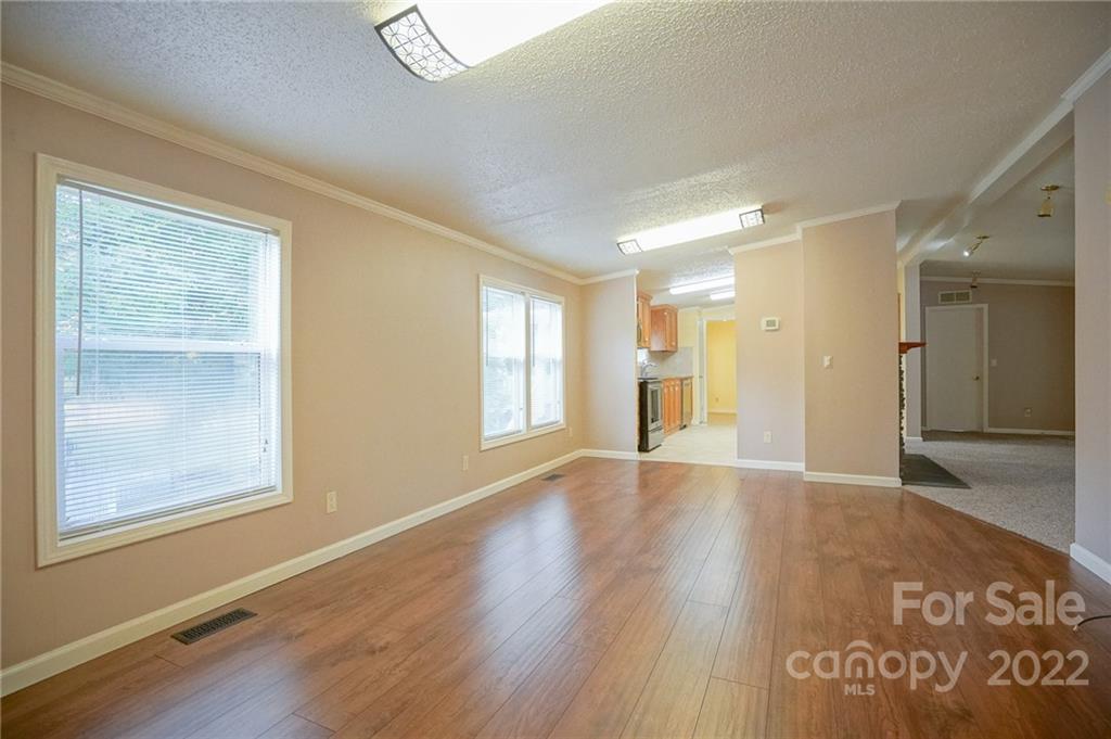 5995 Lake Wylie Road Clover, SC 29710 - Photo 15 of 43 Gallery Image 15