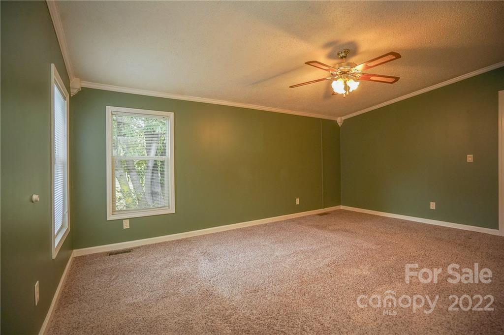5995 Lake Wylie Road Clover, SC 29710 - Photo 18 of 43 Gallery Image 18
