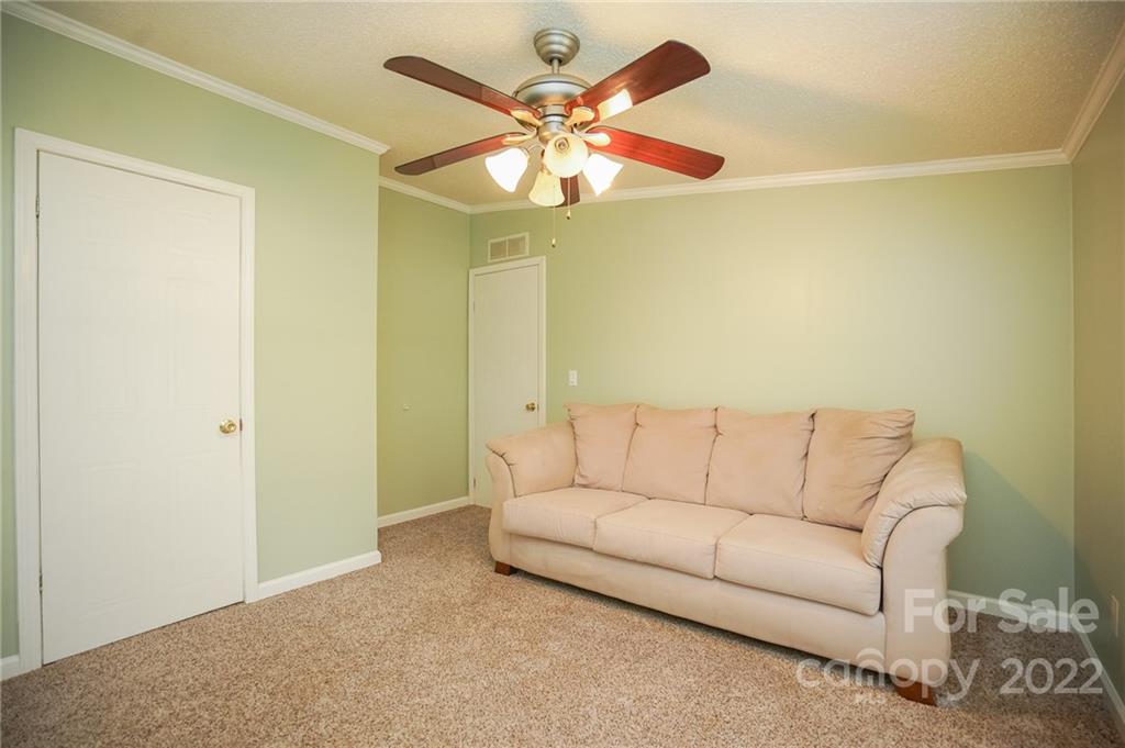 5995 Lake Wylie Road Clover, SC 29710 - Photo 25 of 43 Gallery Image 25