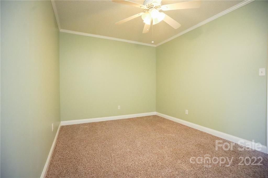 5995 Lake Wylie Road Clover, SC 29710 - Photo 27 of 43 Gallery Image 27