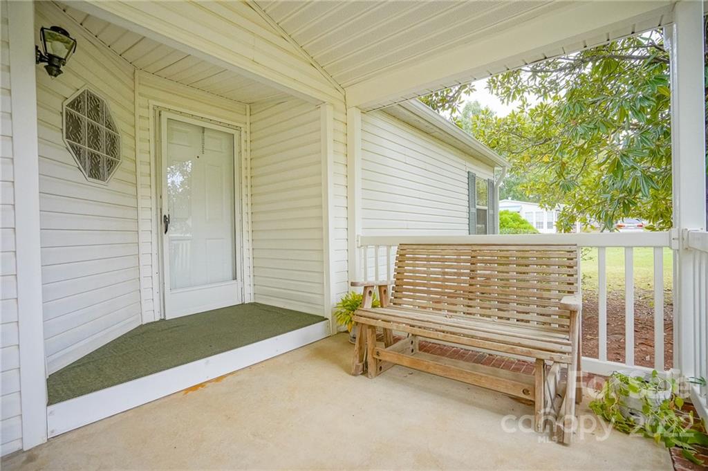 5995 Lake Wylie Road Clover, SC 29710 - Photo 3 of 43 Gallery Image 3