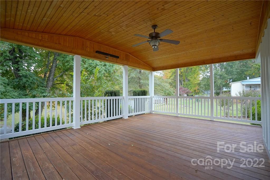 5995 Lake Wylie Road Clover, SC 29710 - Photo 35 of 43 Gallery Image 35