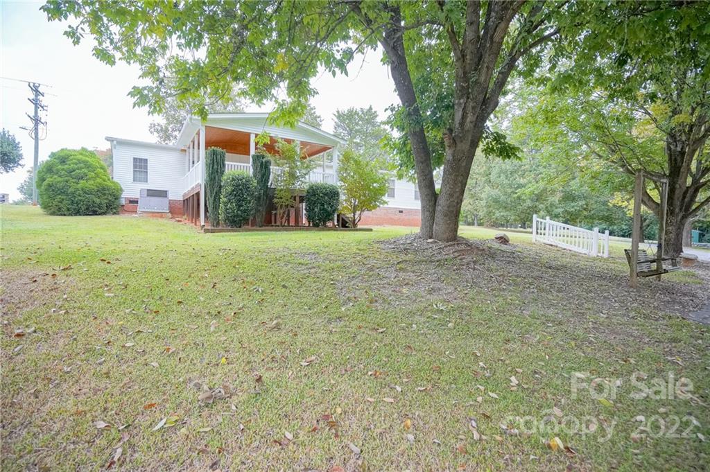 5995 Lake Wylie Road Clover, SC 29710 - Photo 41 of 43 Gallery Image 41