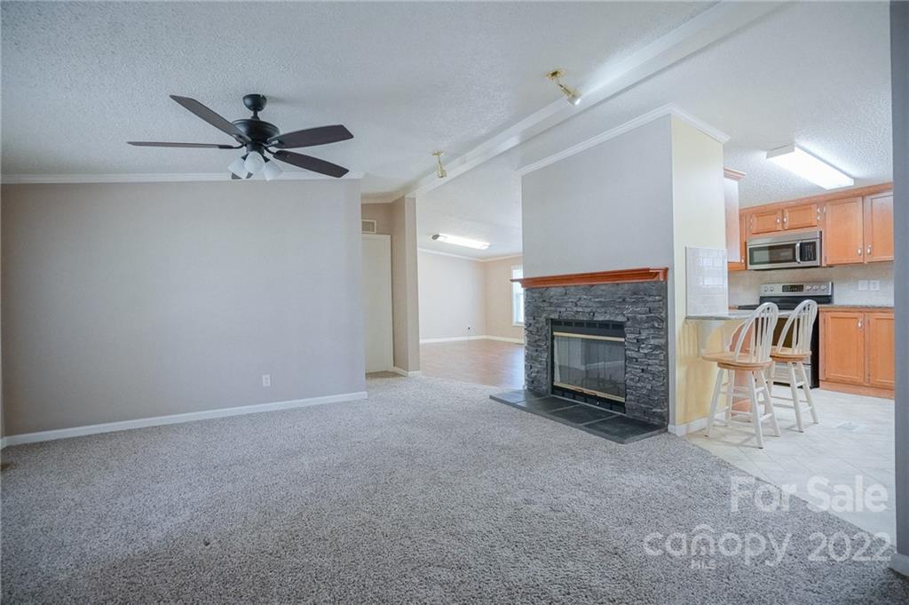 5995 Lake Wylie Road Clover, SC 29710 - Photo 8 of 43 Gallery Image 8